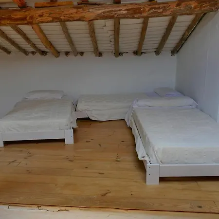 La Casa De *
